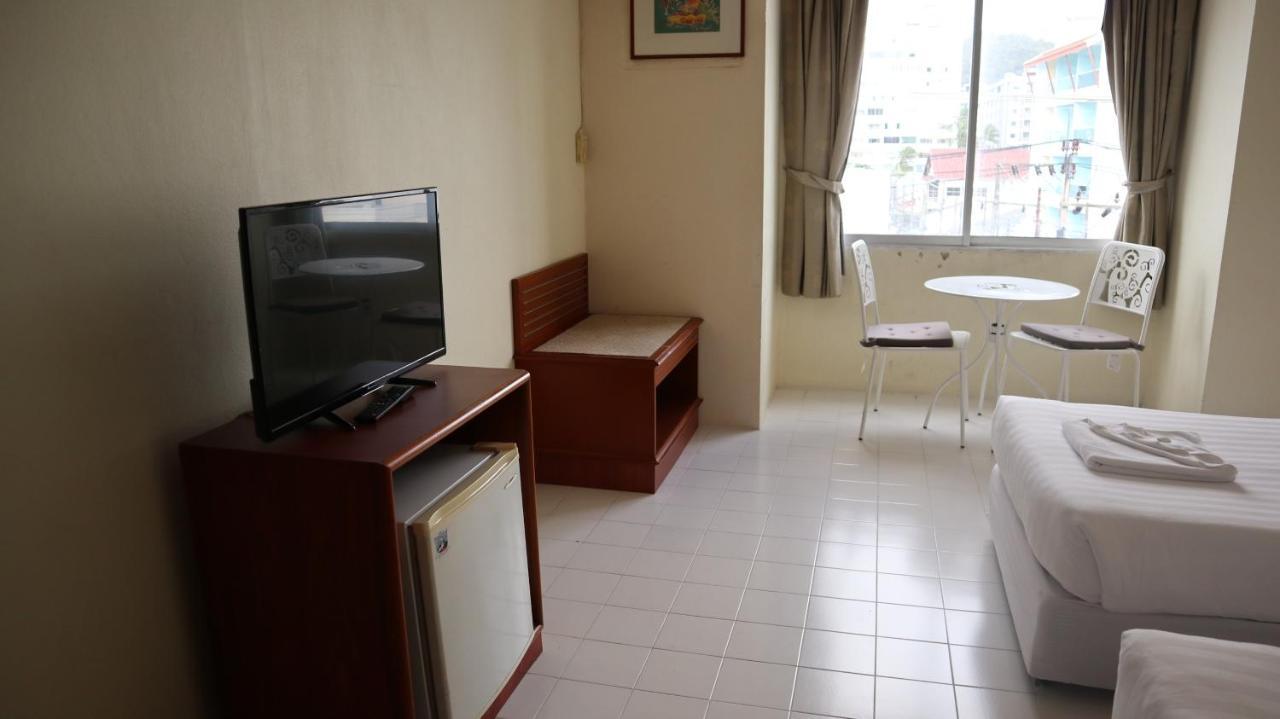 Hotel Patong Triple P Extérieur photo