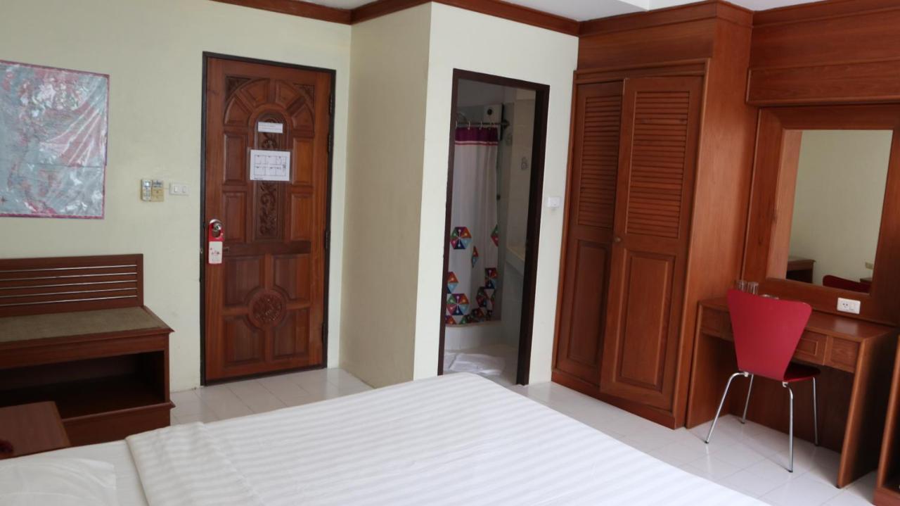 Hotel Patong Triple P Extérieur photo