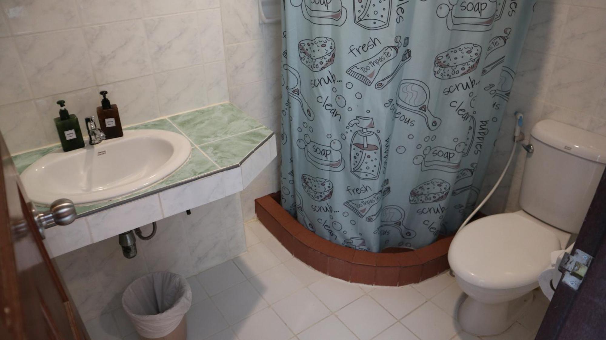 Hotel Patong Triple P Extérieur photo